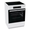 Λευκή κεραμική κουζίνα Gorenje GECS6C70WPA σε πλάγια όψη με κλειστή πόρτα φούρνου.