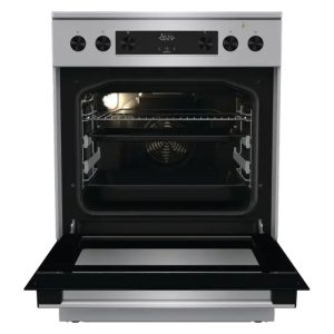 Κεραμική κουζίνα inox Gorenje GECS6C70XPA, ανοιχτός φούρνος με ταψιά, σχάρα και εσωτερικό φωτισμό.